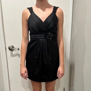 Elegant Black Sleeveless Dress